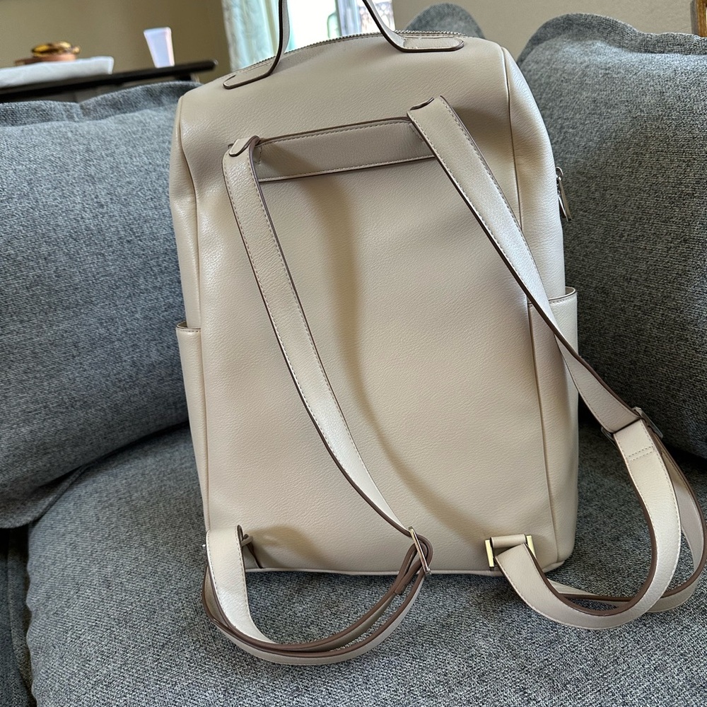 Women’s backpack - Picture 2 of 4